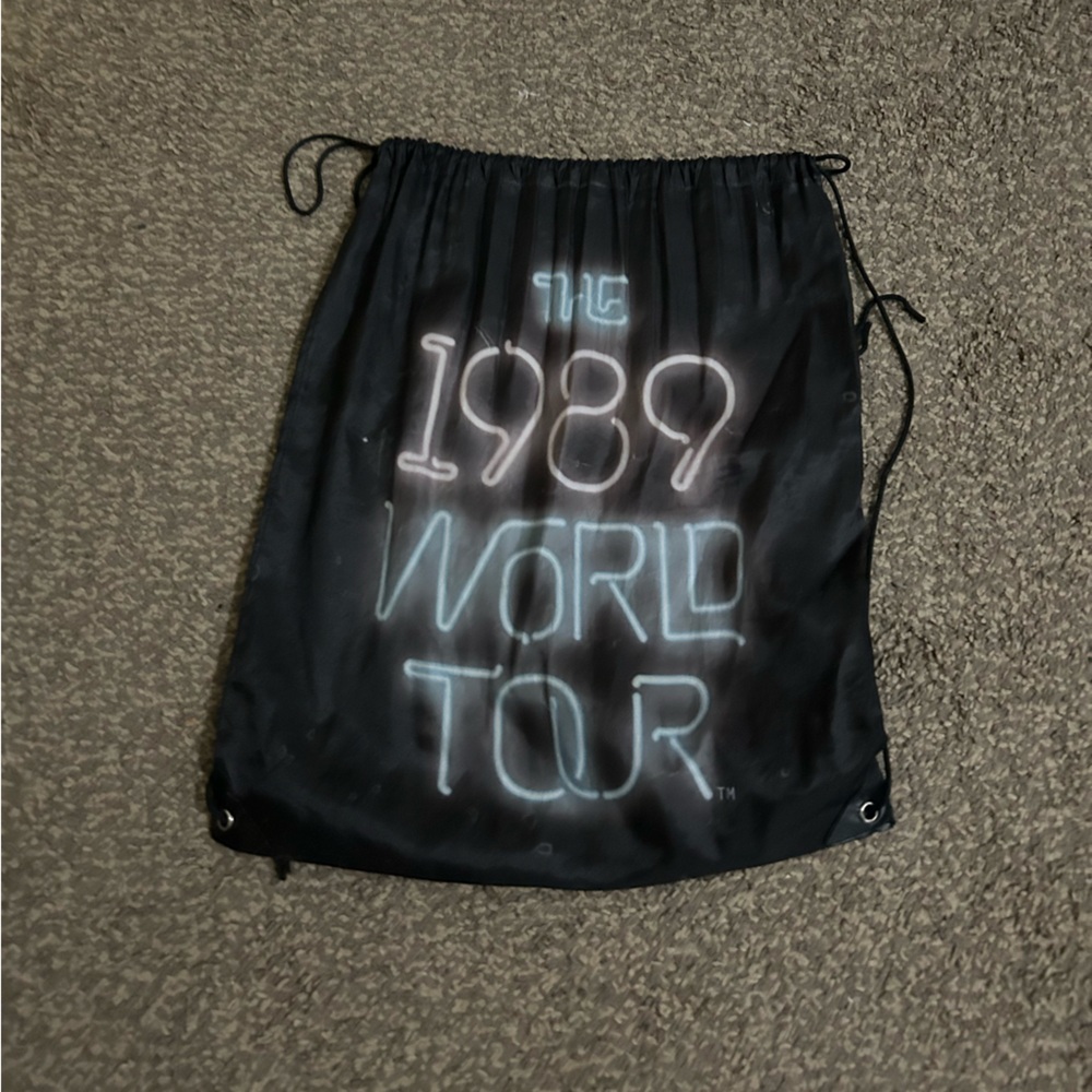 Taylor Swift 1989 Tour Drawstring bag